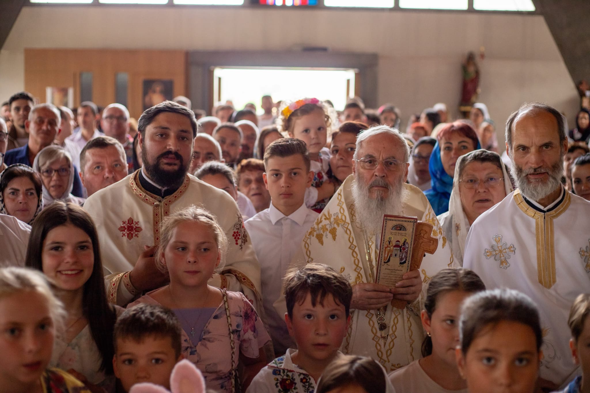 Hramul Sfinților Apostoli Petru și Pavel în Schwäbisch Hall – Popas de Rugăciune, Recunoștință și Binecuvântare Arhierească